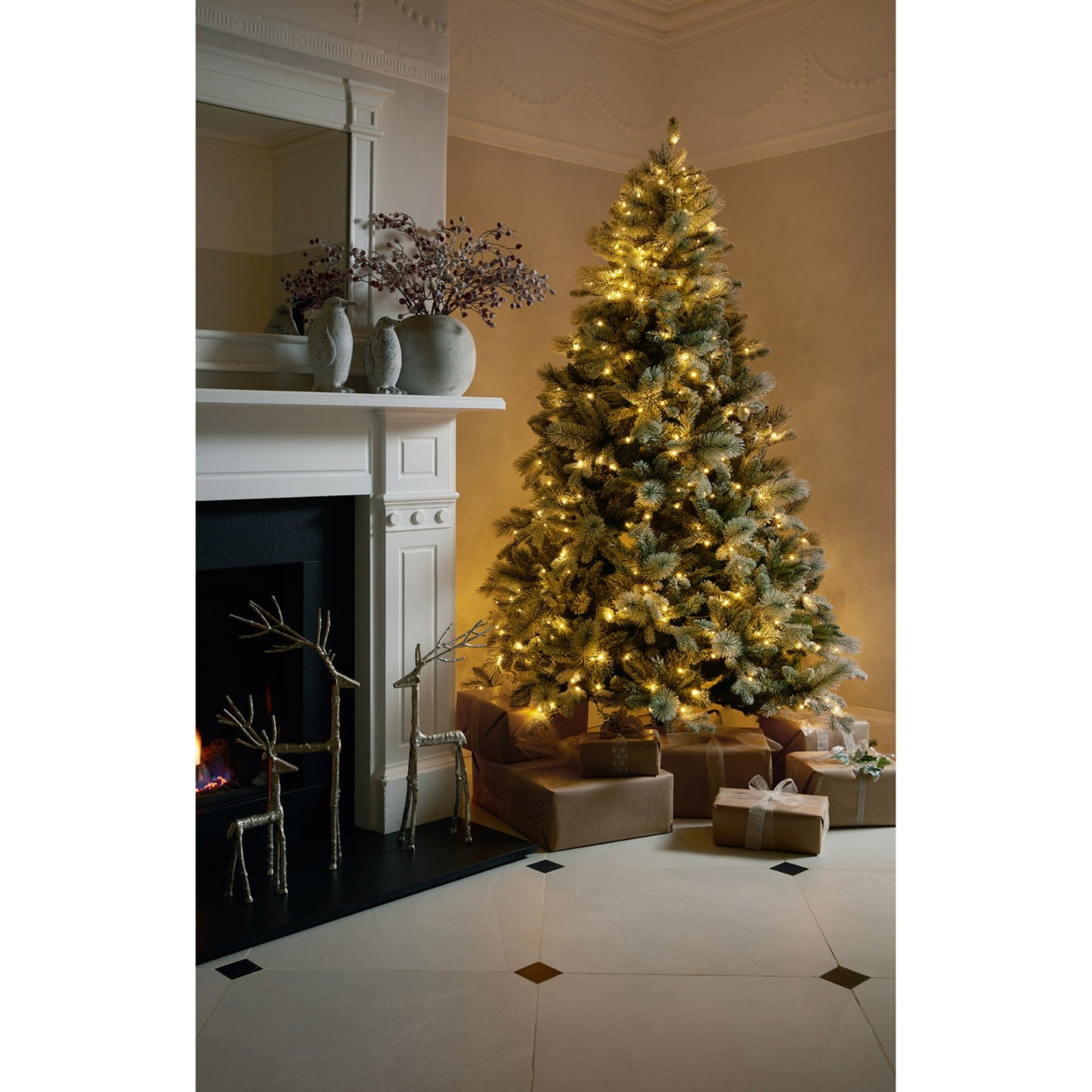 Snowy Forest Fir Pre-Lit 400L Led Christmas Tree